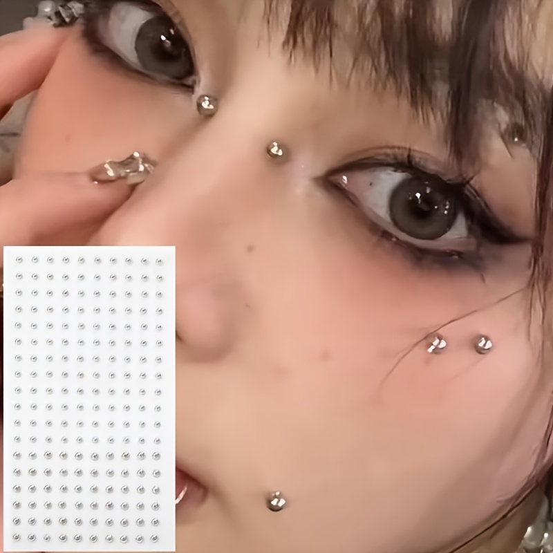 Body Jewelry And Piercing - Zestaw 4 szt. samoprzylepnych sztucznych kolczyków