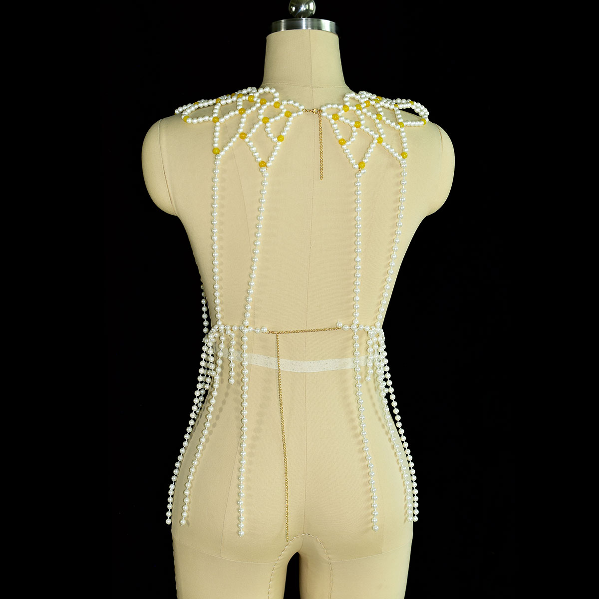 Biżuteria na ciało z imitacji  – Yellow Body Jewelry recenzja i cena