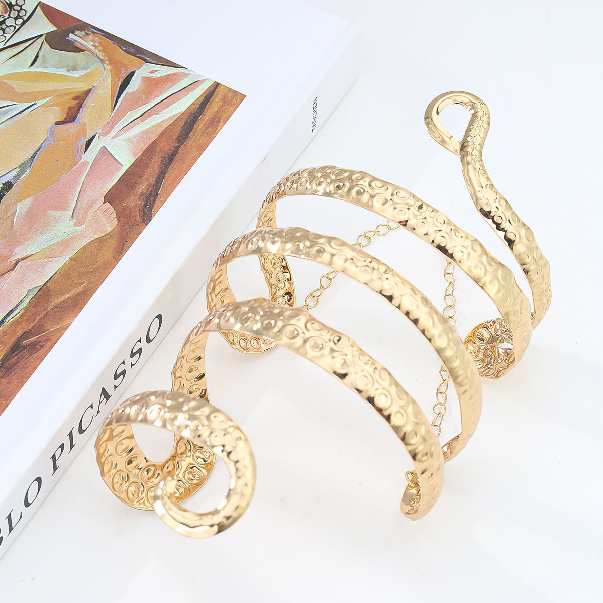 Mankiet na ramię ze stopu w ks – Body Jewelry High End recenzja i cena
